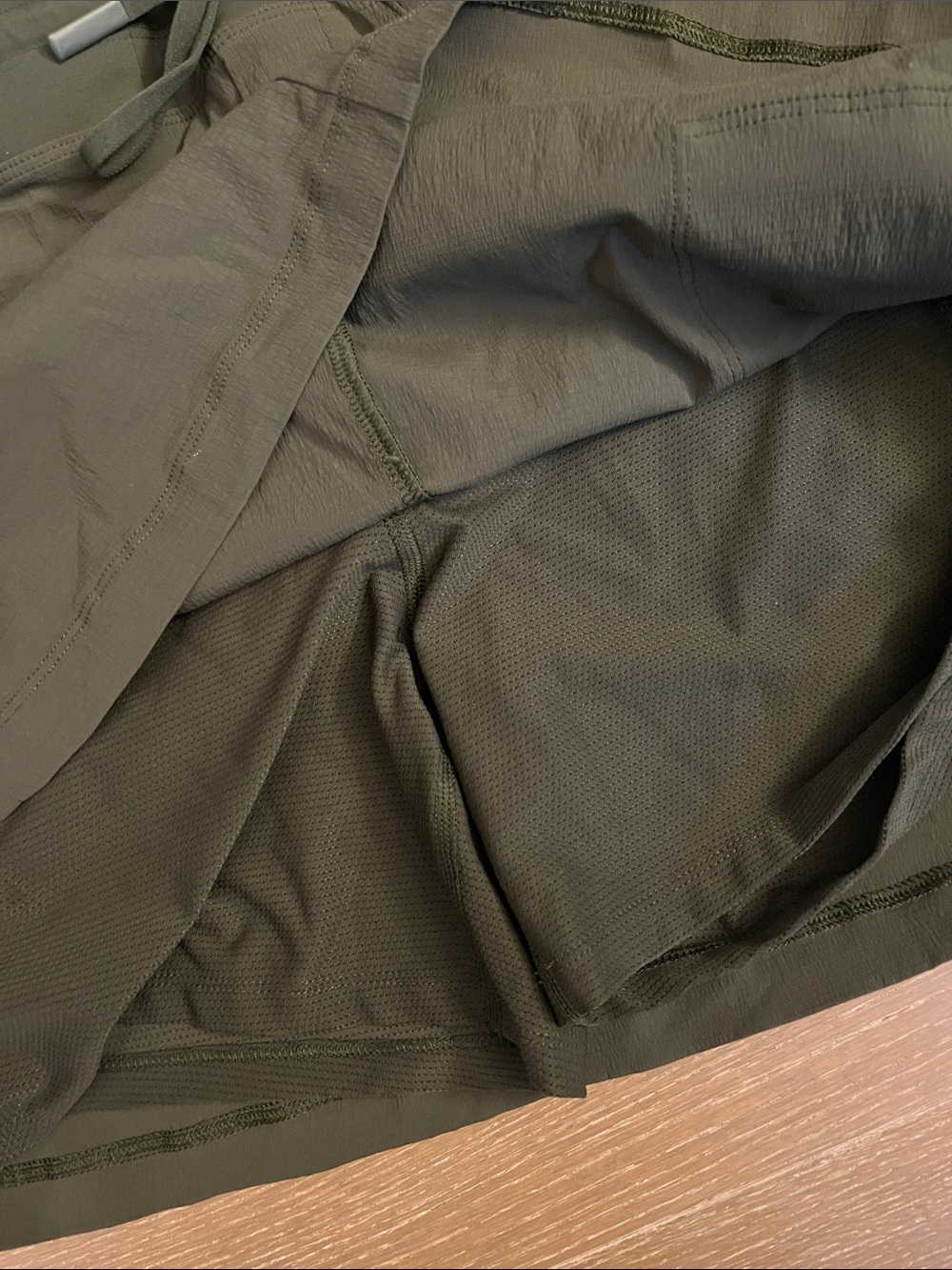 Athleta Trekkie North Skirt/Skort in Olive Green size 16 - Picture 10 of 10